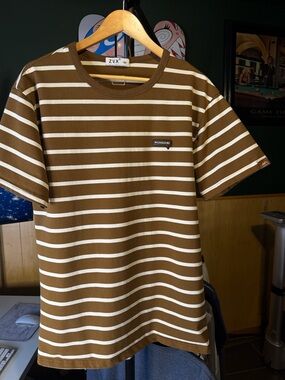 ZV-X Brown & White Horizontal Stripe Streetwear Messagens Speech Bubble Patch